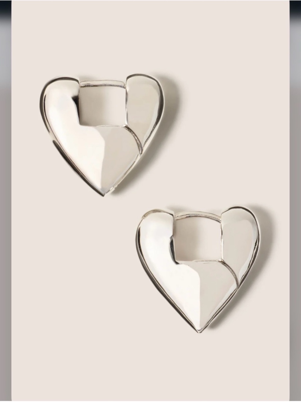 Evereve Adele Puffy Shiny Silver Heart Hoop Stud Earrings
